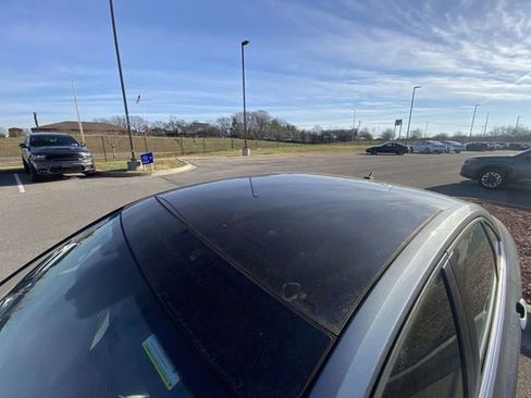 Used 2019 Volkswagen Jetta R-Line w/ R-Line Cold Weather Package image 3