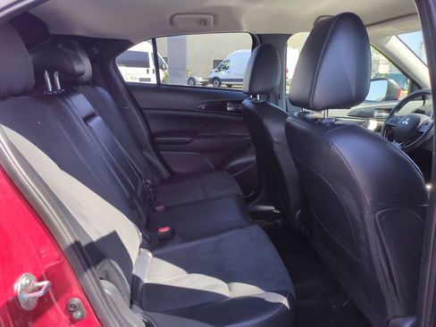 Used 2025 Mitsubishi Eclipse Cross SE AWD/4WD image 29