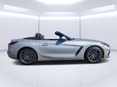 Used 2020 BMW Z4 sDrive30i w/ Convenience Package image 2