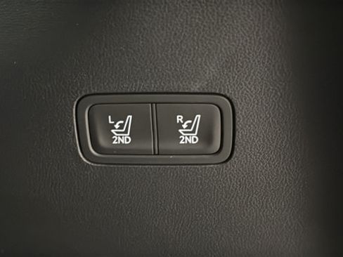 Used 2025 Hyundai Santa Fe SEL AWD/4WD image 31