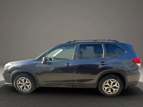 Used 2019 Subaru Forester Premium w/ All-Weather Package image 8