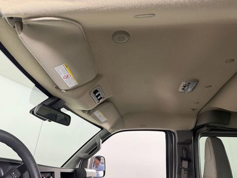 Used 2025 Chevrolet Express 3500 LT w/ LT Preferred Equipment Group RWD image 21