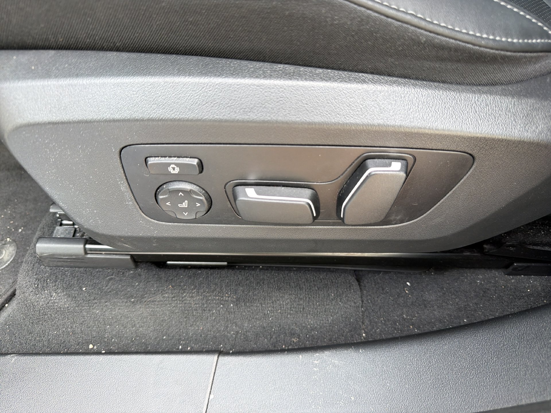Certified 2025 BMW X3 xDrive30i AWD/4WD image 24