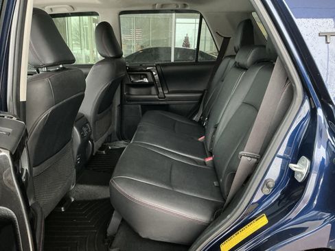 Used 2019 Toyota 4Runner TRD Off-Road Premium image 18