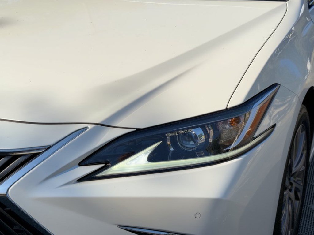 Used 2020 Lexus ES 350 w/ Premium Package FWD image 12