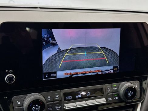 Used 2024 Toyota Grand Highlander XLE image 14