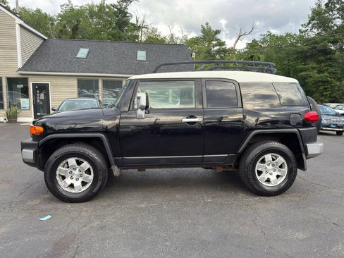 Used 2008 Toyota FJ Cruiser 4WD w/ Upgrade Pkg 2 image 4