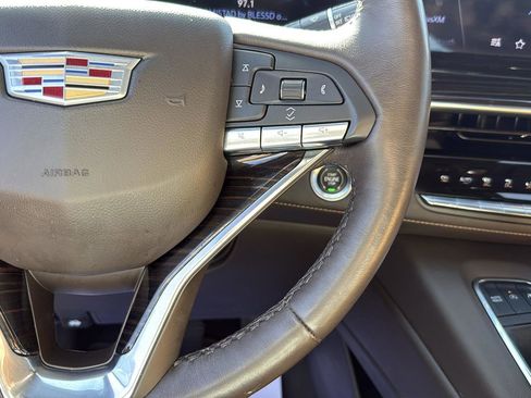 Used 2022 Cadillac Escalade ESV Sport w/ Touring Package image 16