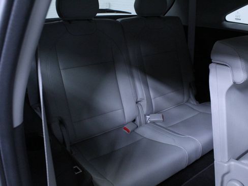 Used 2020 Acura MDX SH-AWD image 30