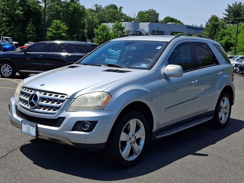 Used 2009 Mercedes-Benz ML 350 4MATIC image 3