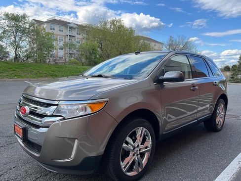 Used 2013 Ford Edge Limited AWD/4WD image 2