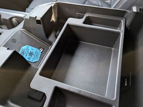 Used 2022 Chevrolet Silverado 1500 High Country w/ High Country Premium Package image 37