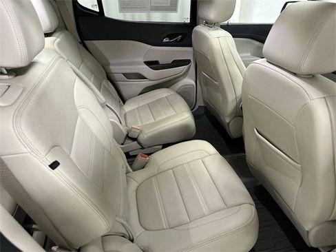 Used 2023 GMC Acadia Denali w/ Denali Ultimate Package image 18