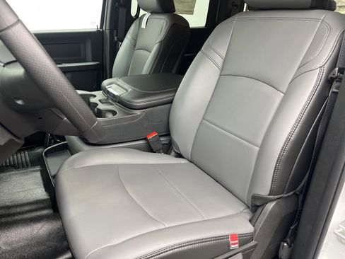 New 2026 RAM 2500 Tradesman w/ Chrome Appearance Group image 8