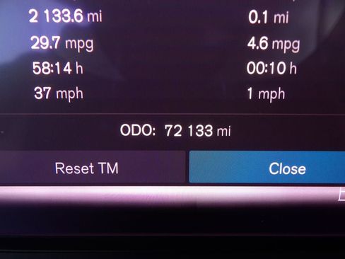 Certified 2023 Volvo XC60 B5 Ultimate w/ Climate Package AWD/4WD image 22