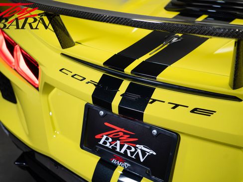 Used 2021 Chevrolet Corvette Stingray Premium Conv w/ Z51 Performance Package RWD image 19