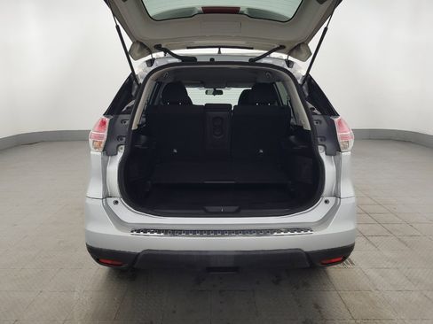 Used 2015 Nissan Rogue SV AWD/4WD image 29