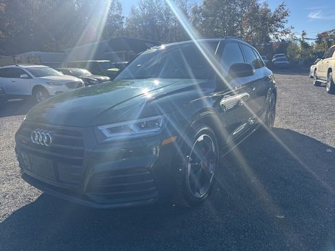 Used 2019 Audi SQ5 Premium Plus w/ Premium Plus Package image 12