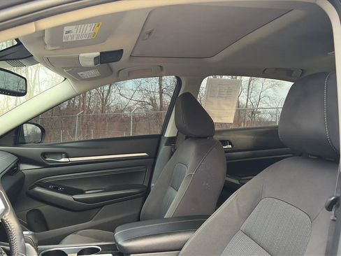 Used 2020 Nissan Altima 2.5 SV image 28