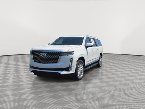 Certified 2023 Cadillac Escalade ESV Premium Luxury AWD/4WD image 4