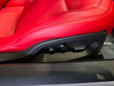 Used 2016 Chevrolet Corvette Z06 w/ 3LZ Preferred Equipment Group RWD image 18