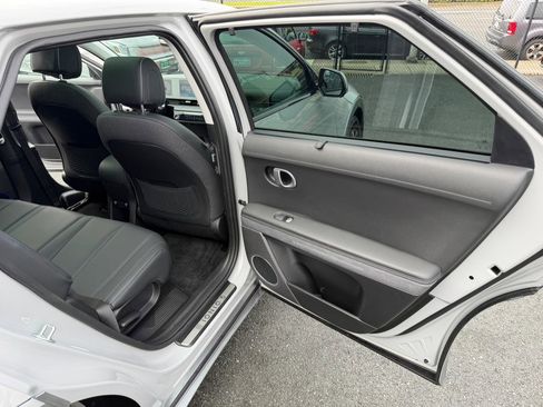 Used 2023 Hyundai Ioniq 5 Limited image 46