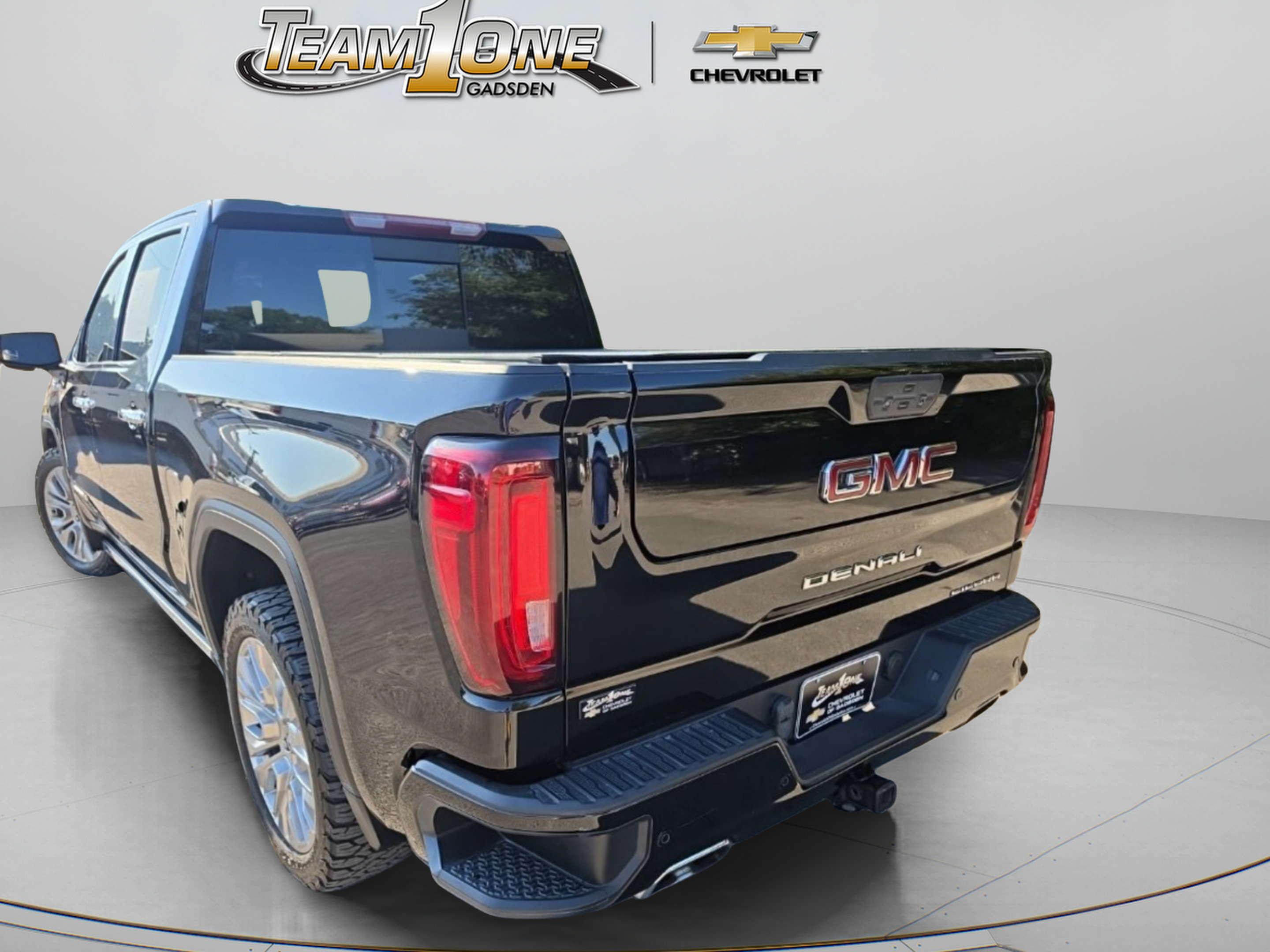 Used 2022 GMC Sierra 1500 Denali w/ Denali Premium Package AWD/4WD image 5