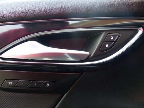 Used 2024 Buick Envision Preferred AWD/4WD image 20