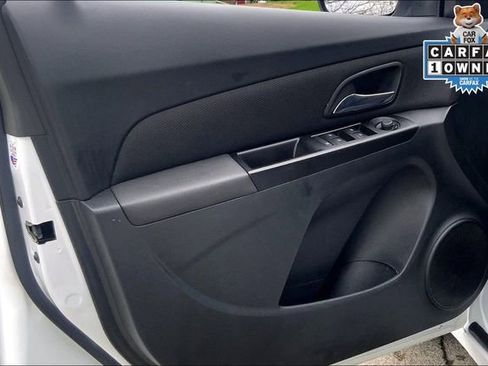 Used 2014 Chevrolet Cruze LT image 23