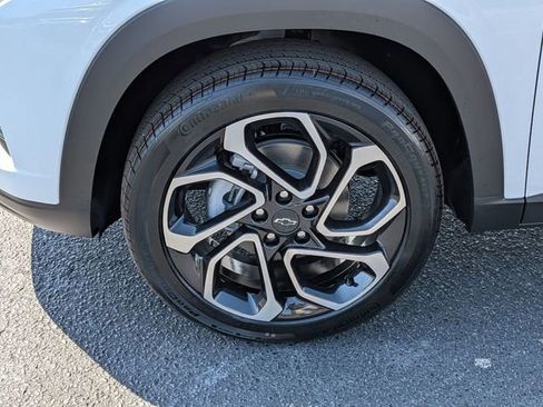 New 2026 Chevrolet Trax RS FWD image 10