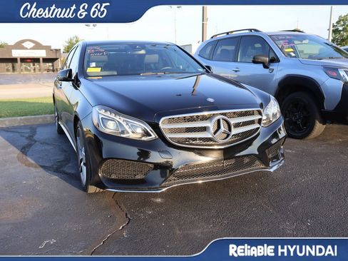 Used 2016 Mercedes-Benz E 350 4MATIC Sedan image 3