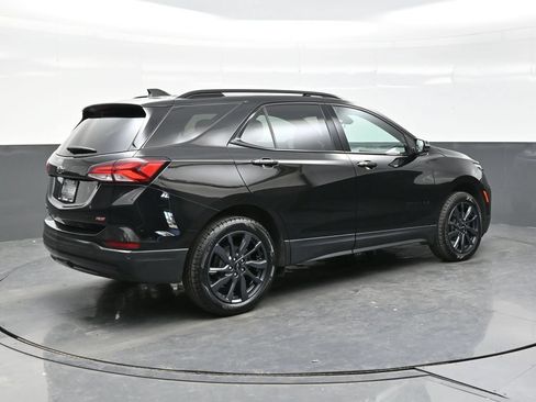 Used 2023 Chevrolet Equinox RS w/ RS Leather Package AWD/4WD image 7