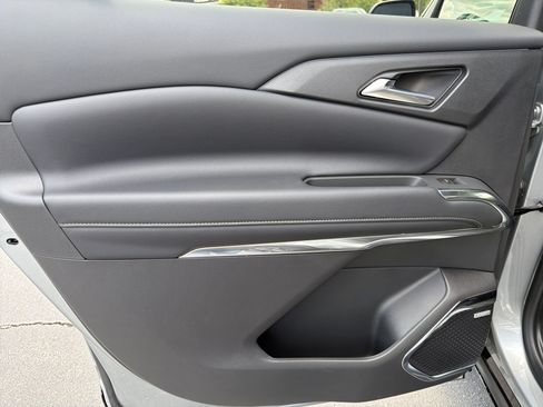 New 2026 Chevrolet Traverse High Country FWD image 23