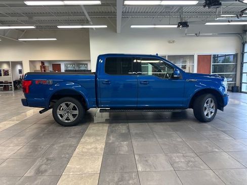 Used 2018 Ford F150 Lariat w/ Equipment Group 502A Luxury AWD/4WD image 12