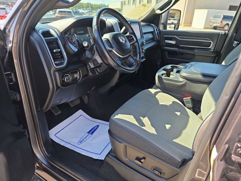 Used 2024 RAM 2500 Big Horn image 12