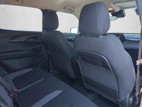 Used 2024 Chevrolet TrailBlazer LT w/ Driver Confidence Package AWD/4WD image 18