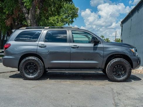 Used 2019 Toyota Sequoia TRD Sport w/ TRD Sport Premium Package AWD/4WD image 7