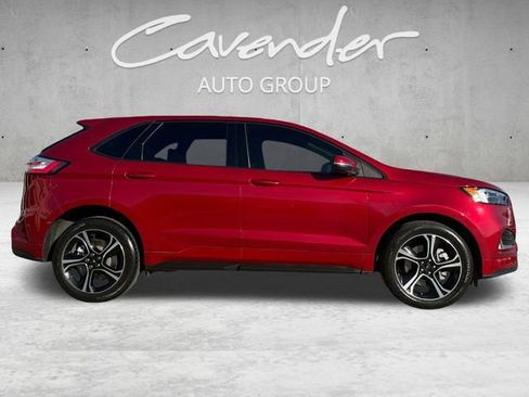 Used 2023 Ford Edge ST image 17