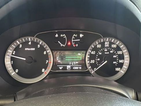 Used 2014 Nissan Sentra SV image 15