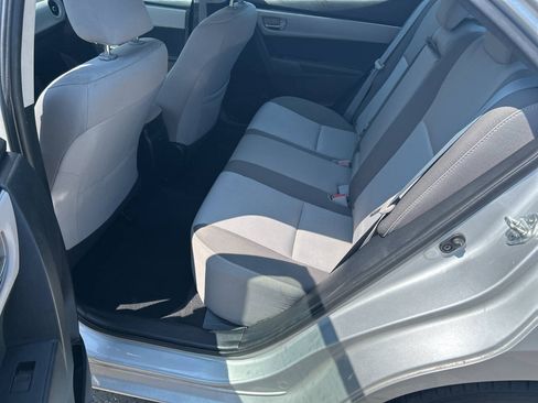 Used 2017 Toyota Corolla LE FWD image 10