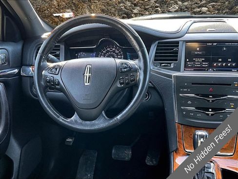 Used 2013 Lincoln MKS AWD image 5