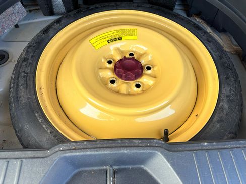 Used 2008 Scion xB image 9