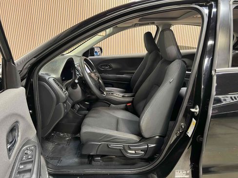 Used 2019 Honda HR-V EX image 79
