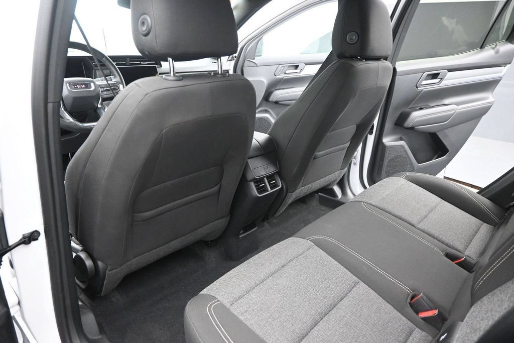 Used 2026 GMC Terrain Elevation AWD/4WD image 16