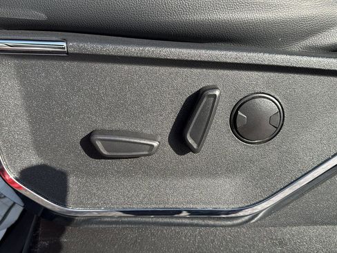 Certified 2024 Ford F250 Lariat w/ Lariat Ultimate Package image 28