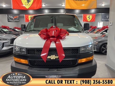 Used 2023 Chevrolet Express 3500 LS image 9