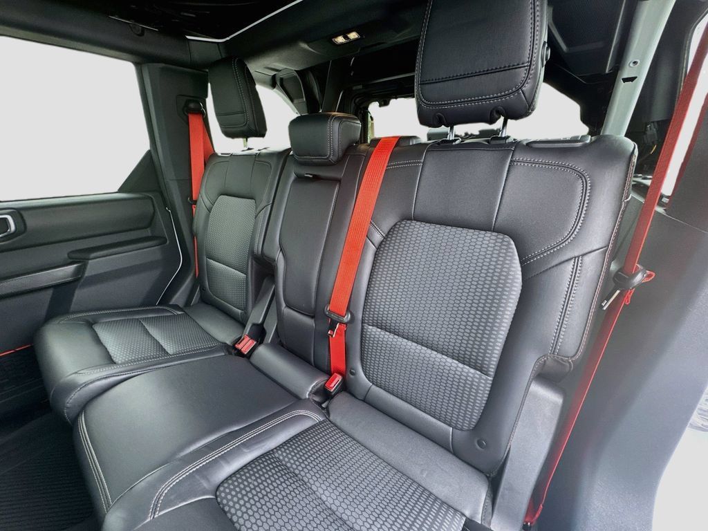 Used 2024 Ford Bronco Raptor w/ Interior Carbon Fiber Pack 6 AWD/4WD image 25