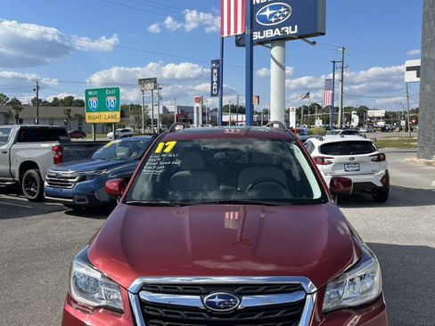 Used 2017 Subaru Forester 2.5i Premium image 8