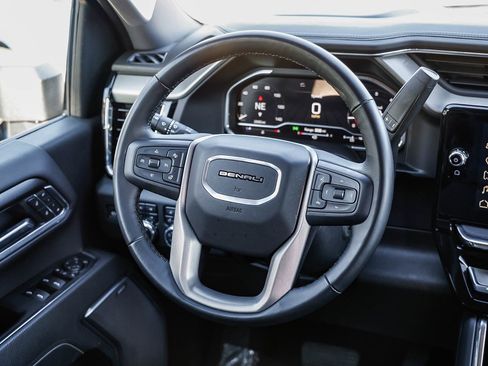 Used 2025 GMC Sierra 2500 Denali w/ Denali Reserve Package image 13