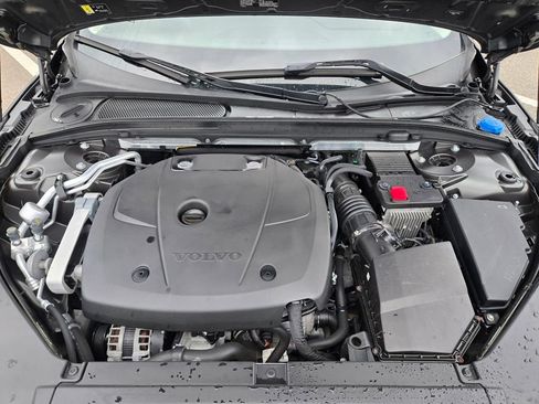 Used 2020 Volvo V90 T6 Cross Country AWD/4WD image 20